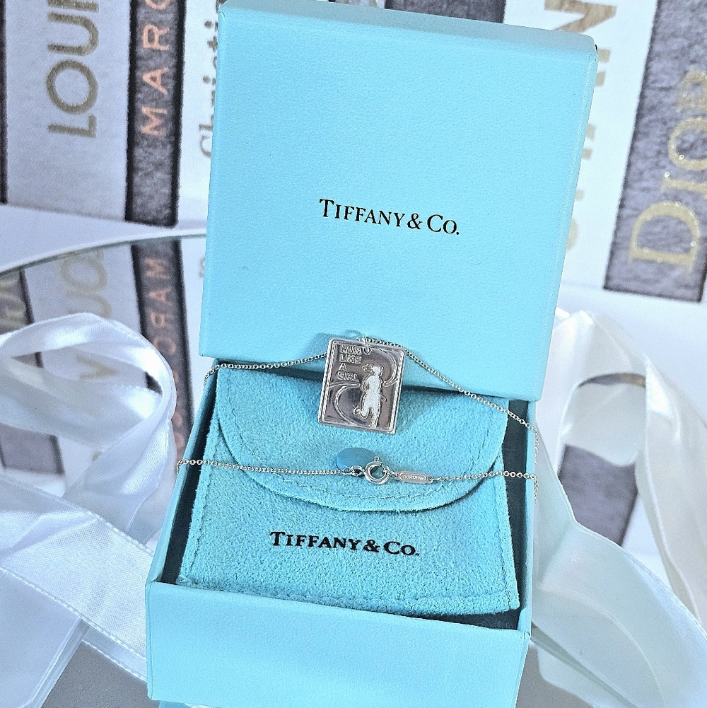 🏃‍♀️Tiffany & Co. x Nike “Run Like A Girl” Sterling Silver 925 Necklace ✨️ - Picture 4 of 16